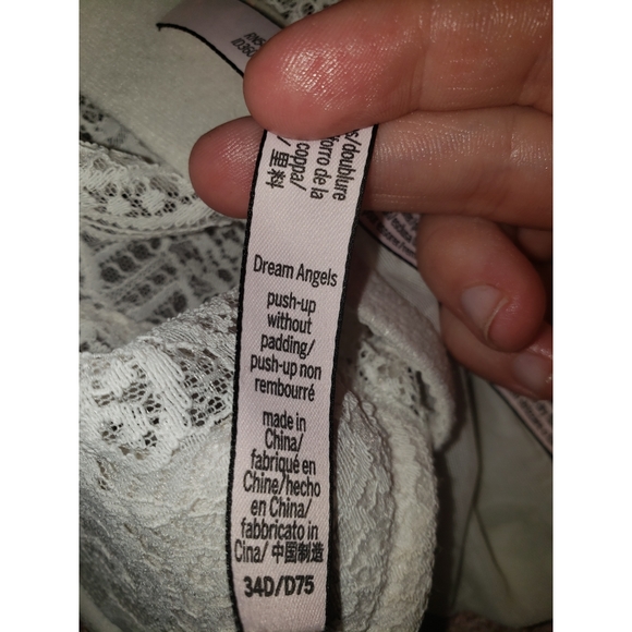 Victoria's Secret Dream Angels Gorgeous Bra - Picture 10 of 10